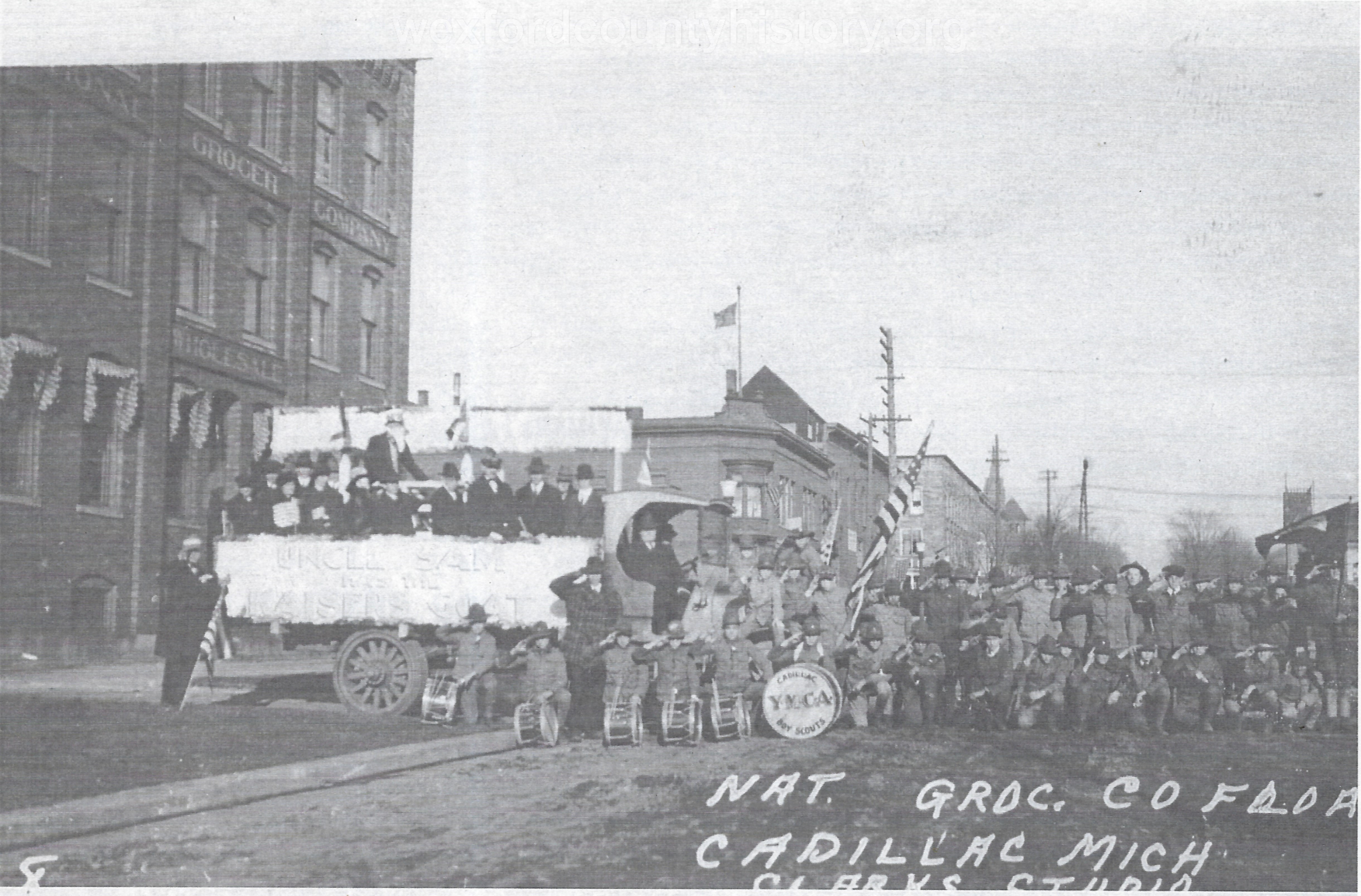 Cadillac-Parade-1918.11.14-Peace-Parade-8