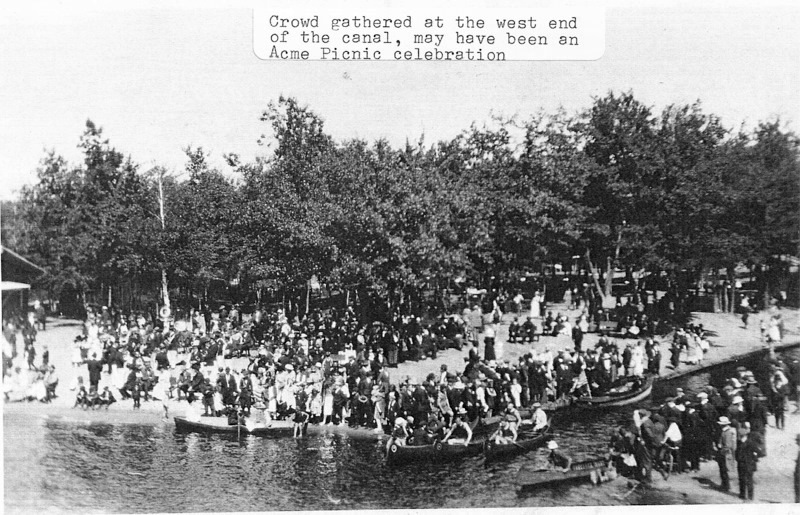 Crowd at West End of Canal