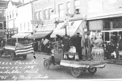 Holmquist Coll. Peace Parade in Cadillac