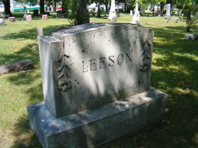 Leeson Monument