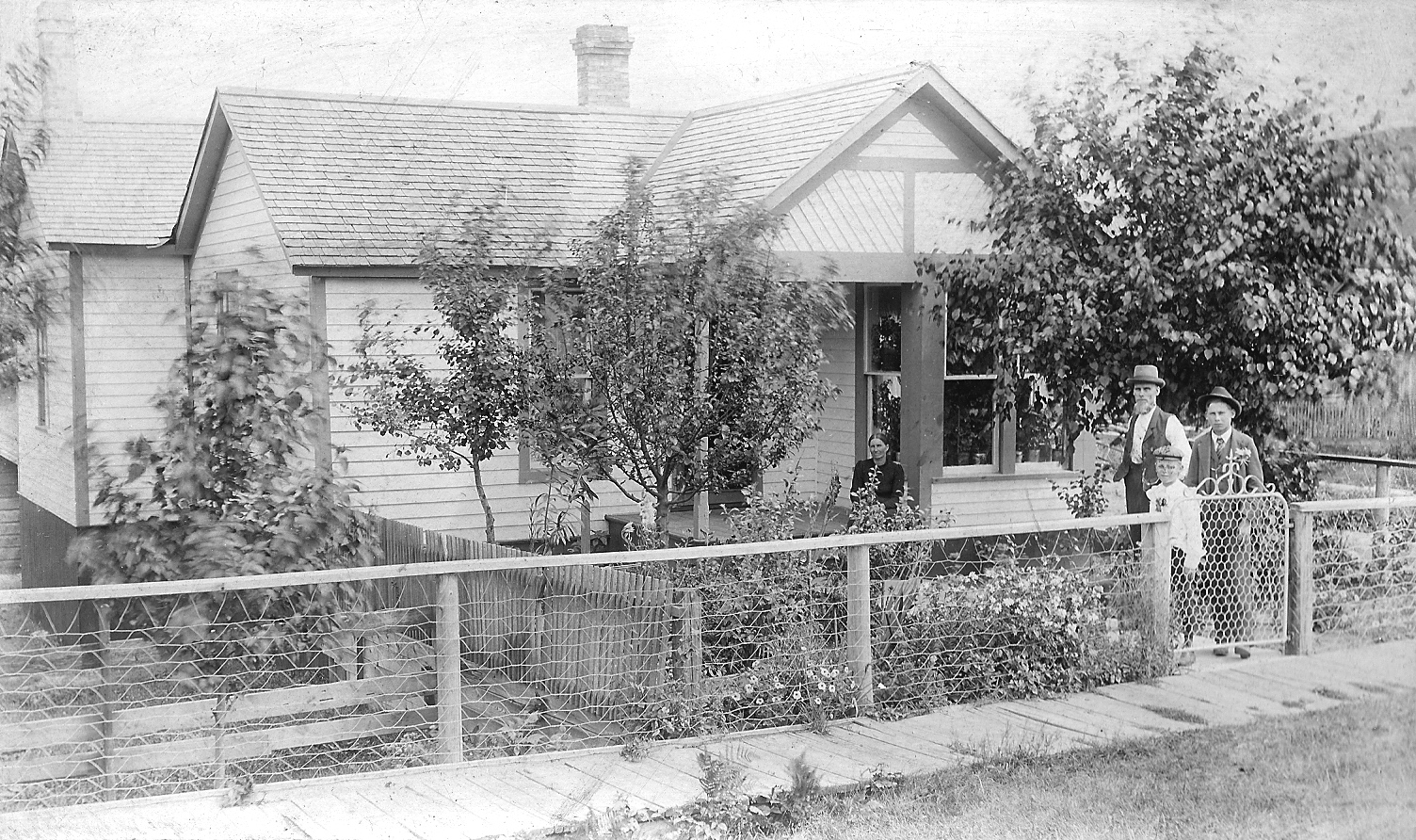 Early Cadillac Home