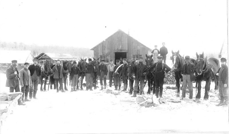 Sours Camp Crew and their Horses