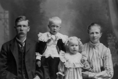 Bloomquist, Albert and Family