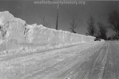 Cadillac-Weather-Winter-Scene-4